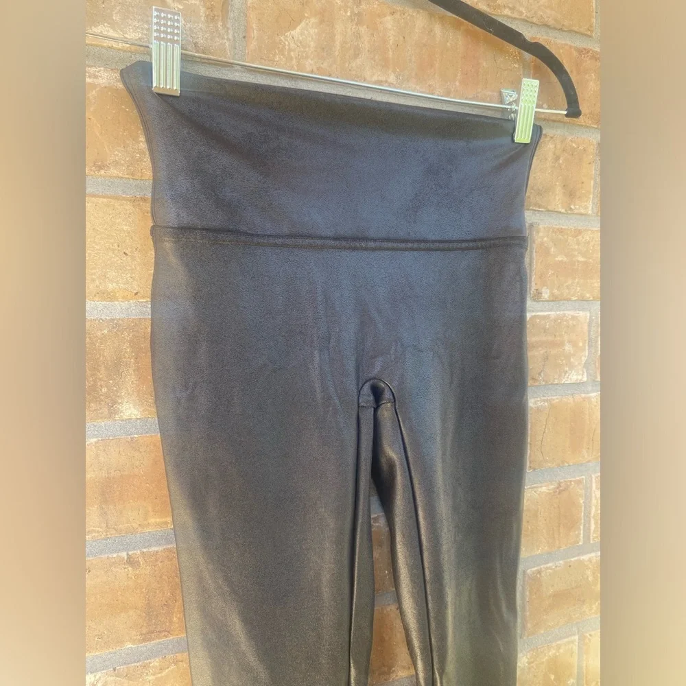 SPANX Faux Leather Leggings Black, Small - Picture 7 of 10